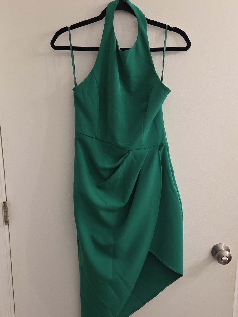 Jewel Badgley Mischka Halter Cocktail Dress